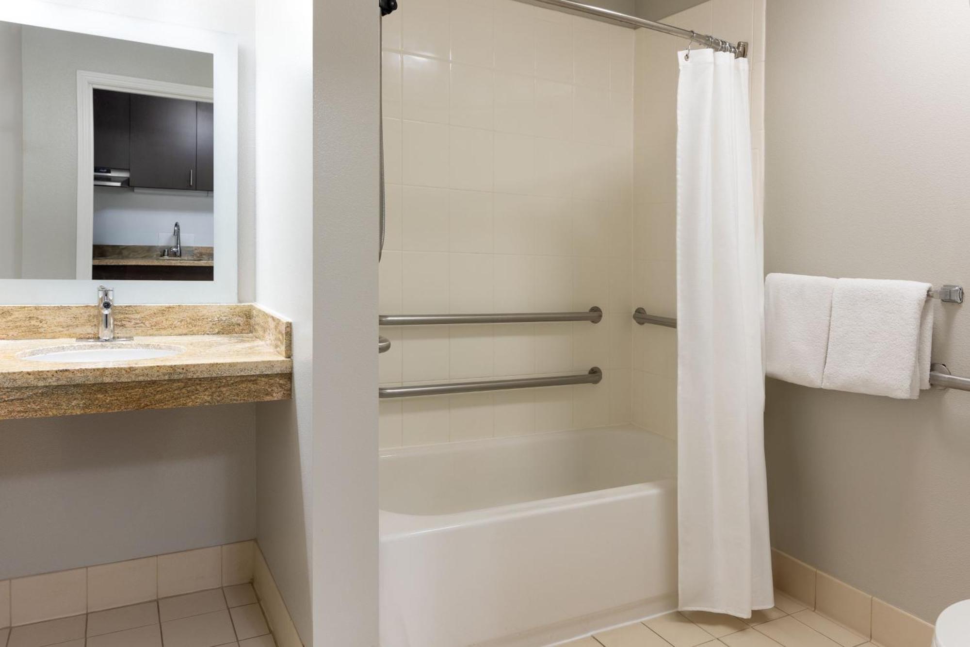 Towneplace Suites By Marriott Sacramento Roseville Bagian luar foto