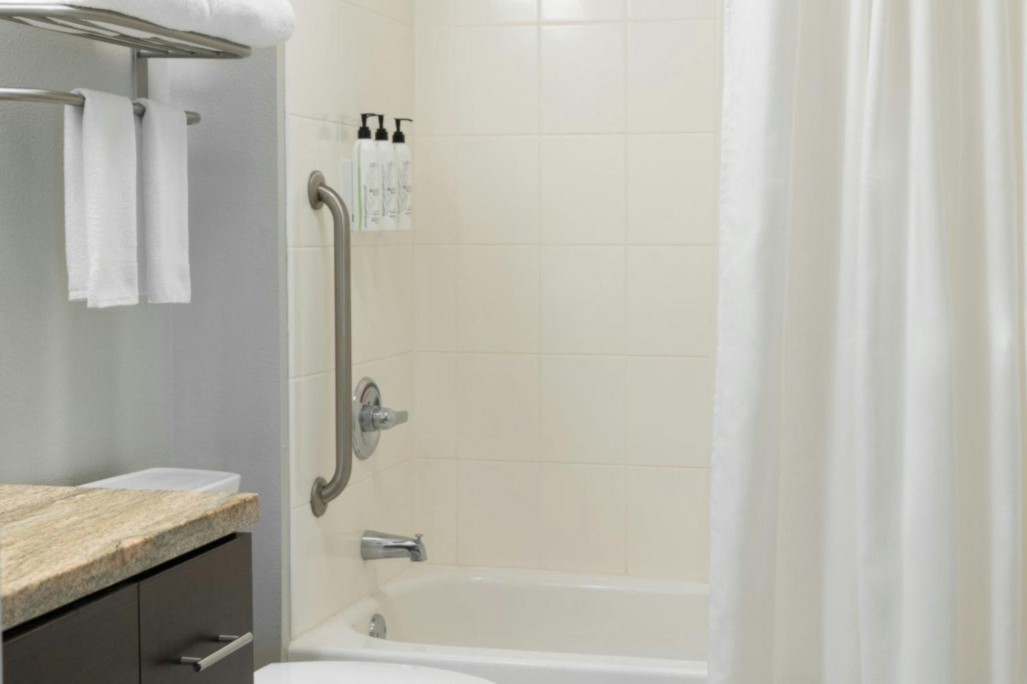 Towneplace Suites By Marriott Sacramento Roseville Bagian luar foto